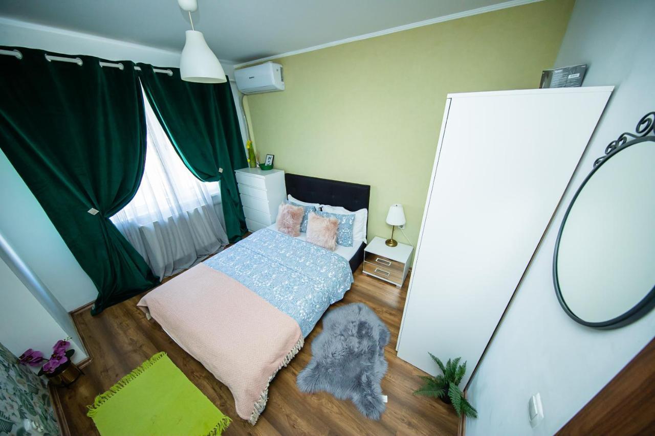 Smart Palas Apartament ยาช ภายนอก รูปภาพ