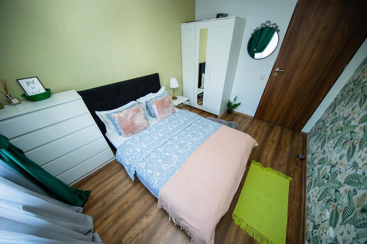 Smart Palas Apartament ยาช ภายนอก รูปภาพ