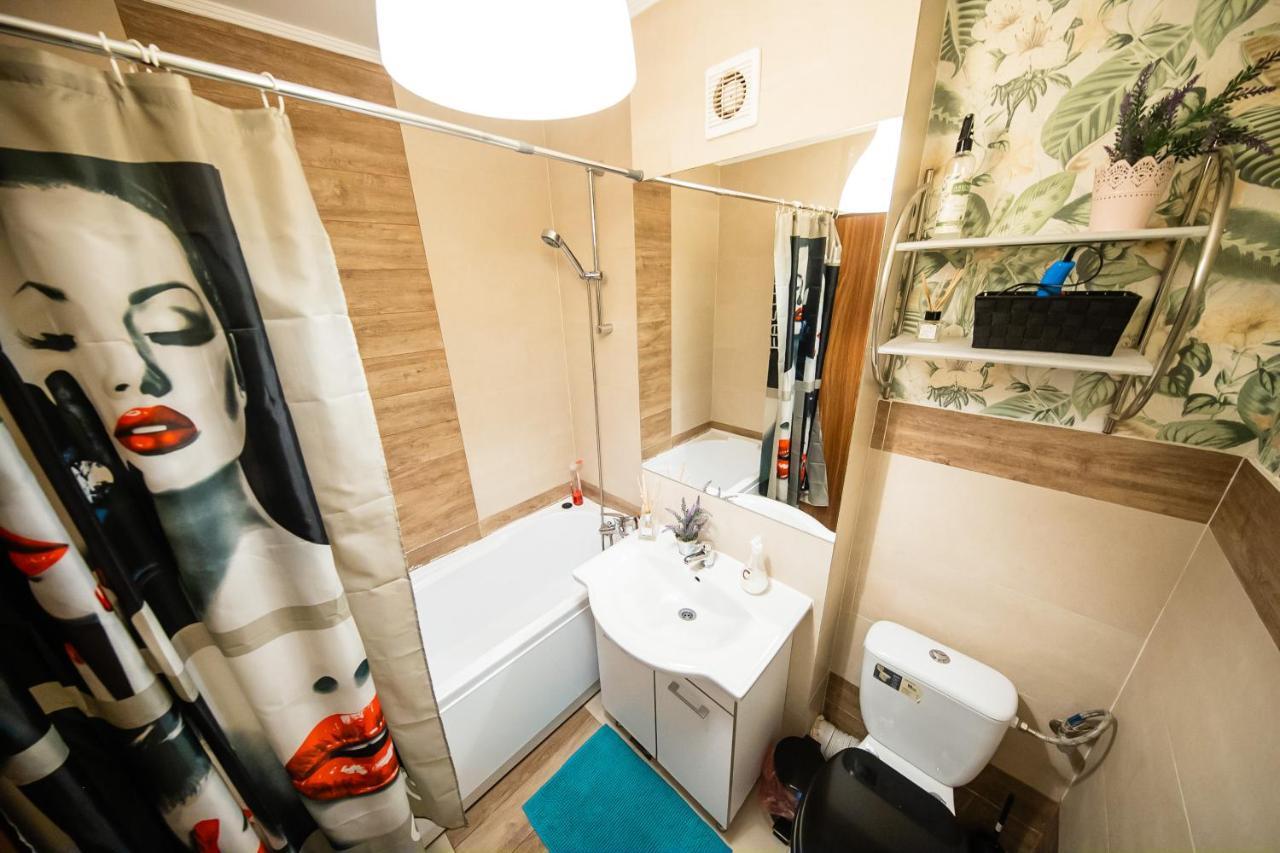 Smart Palas Apartament ยาช ภายนอก รูปภาพ